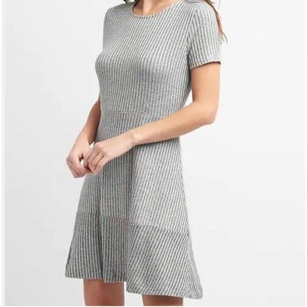Gap Women’s Heather Gray Soft Spun Ribbed Fit & Flare Dress Size XL